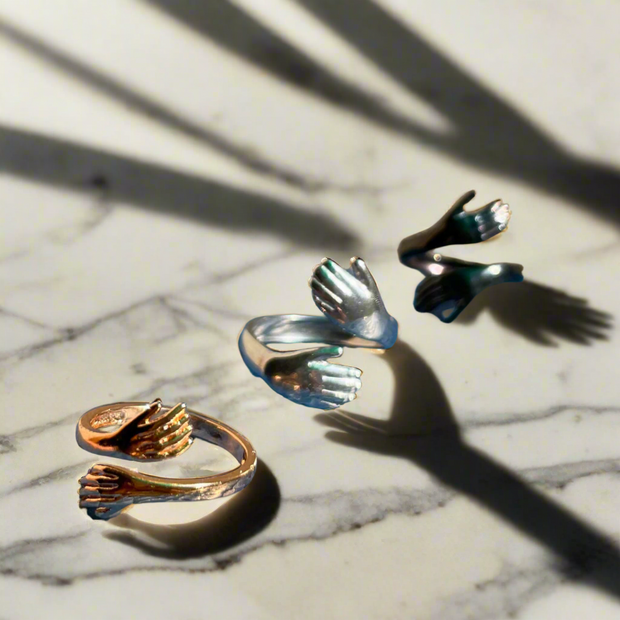 Unisex Hugging Ring | Adjustable Size in Silver, Black & Golden Colors (KCJ0028)