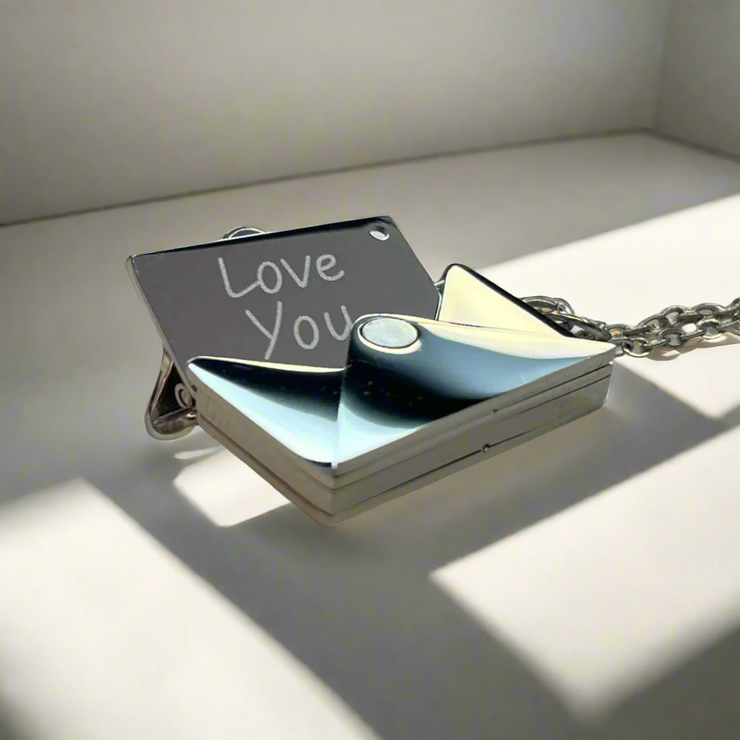 Envelope Pendant Necklace – Hidden 'Love You' Message (KCJ0050)
