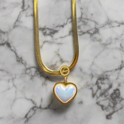 Dreamy Zirconia White Heart Love Pendant - Golden Chain Locket (KCJ0048)