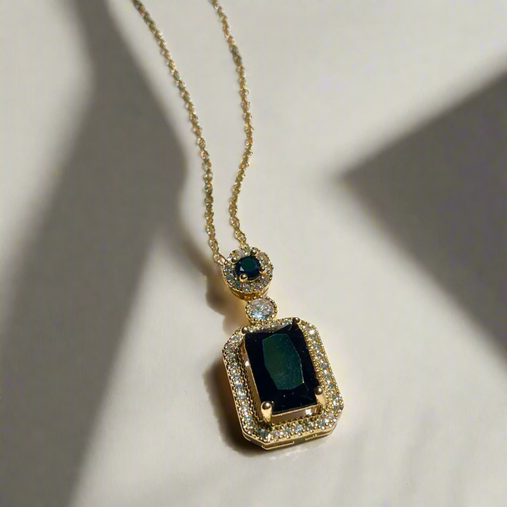Black Stone Crystal Square Cut Pendant – Sleek & Modern Necklace (KCJ0017)