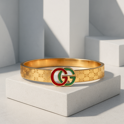 Gucci GG Logo Gold Bangle Bracelet – Red & Green Enamel Emblem